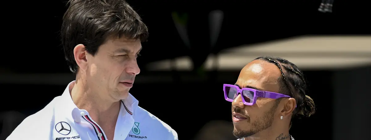 Toto Wolff suelta un zasca inesperado a Hamilton, guerra en Mercedes