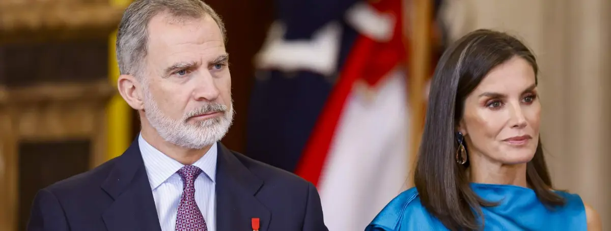 Felipe VI rompe con Letizia en una decisión consensuada en familia