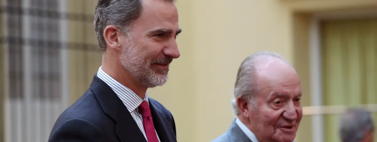 Juan Carlos I terminó a gritos con su hijo, Felipe VI, en una cena clandestina en Zarzuela