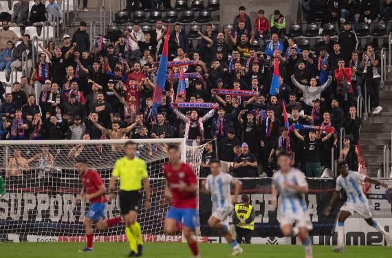 El CD Estepona celebra una victoria histórica en Copa del Rey frente al Málaga CF