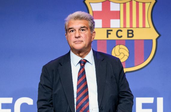 Nike prepara una campaña mediática para el nuevo 10 del Barça que lleva 8 meses negociando con Joan Laporta