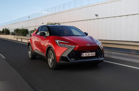 ¿Es el Toyota C-HR 140H híbrido una buena compra? 3 puntos débiles que debes conocer