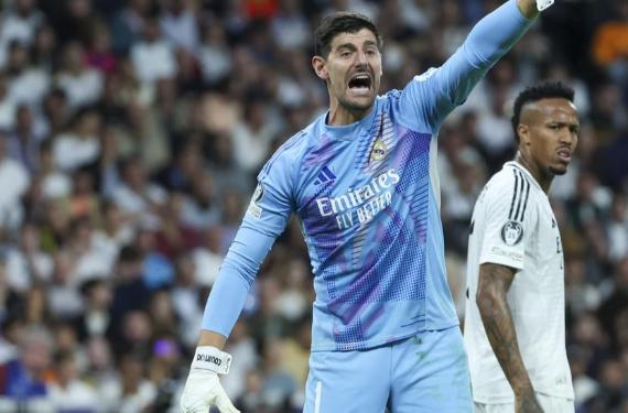 Era el nuevo Courtois, Ancelotti lo echó por la puerta de atrás y ahora es suplente en su club