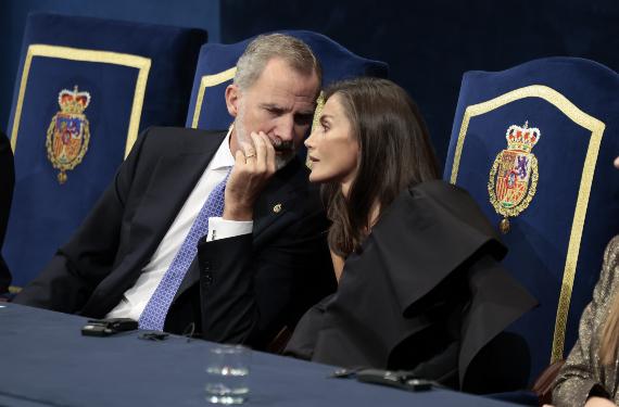 Felipe VI y Letizia han intercambiado mensajes muy duros por los sucesos de Valencia