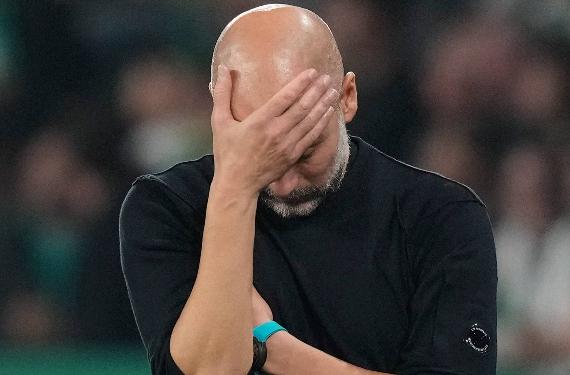 Pep Guardiola le ha pedido que acabe con la vida que lleva fuera del Manchester City