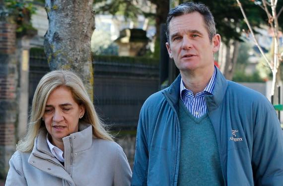 La infanta Cristina figura en la trama que negocia frenar los trapos sucios del rey