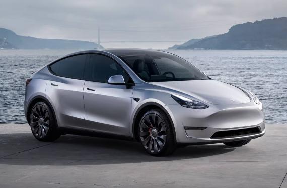 Si quieres un Tesla, la marca está que se sale con sus descuentos y beneficios de aquí a finales de año