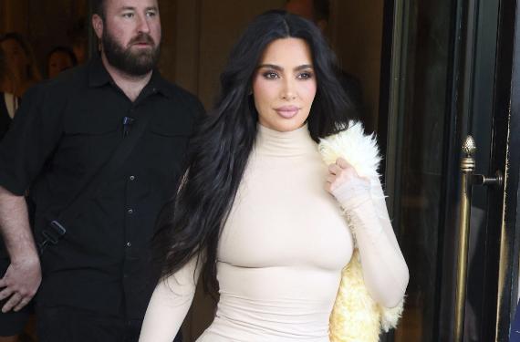 Las operaciones estéticas han pasado factura a Kim Kardashian, “envejece prematuramente”