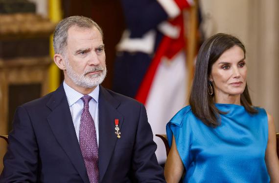 Zarzuela reorganiza el matrimonio, Felipe VI y Letizia han dejado de vivir bajo el mismo techo, mudanza