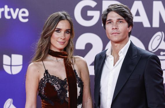 Pablo Castellano y María Pombo, en el hospital para tratar un posible cáncer de colon