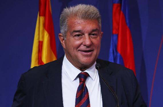 Al-Khelaïfi comunica a Joan Laporta que el PSG está en disposición de pagar para sacarlo del Barça