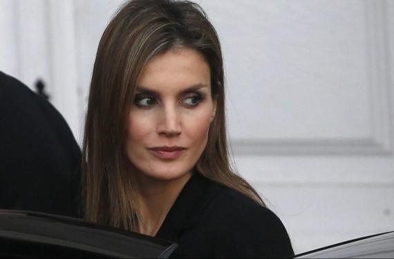 Letizia hace llorar a un niño en el cine de Madrid y obliga a la escolta a pedir disculpas a los padres