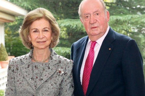 La reina Sofía se ha hecho millonaria con los negocios de Juan Carlos I