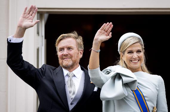 Máxima de Holanda permite que su marido Guillermo se acueste con su ex, a cambio de dinero y poder