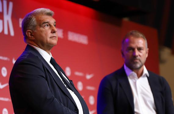 Flick le pide a Joan Laporta que lo regale o lo venda porque su rendimiento no está a la altura del Barça