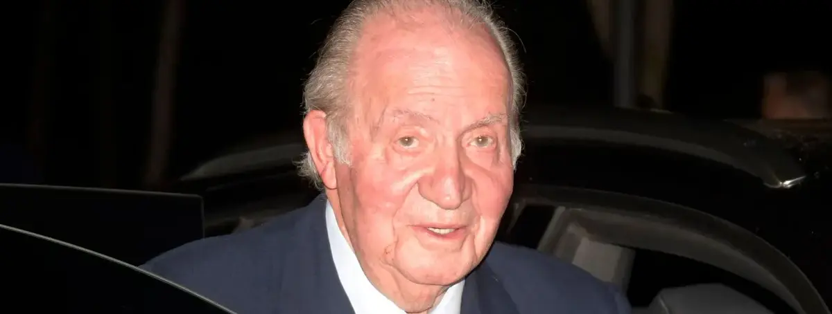 Juan Carlos I fue infiel a la reina Sofía con un miembro de la familia