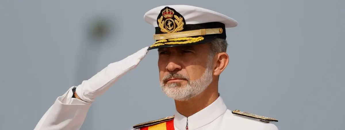 Felipe VI se somete a retoques en la cara aconsejado por la sustituta de Letizia