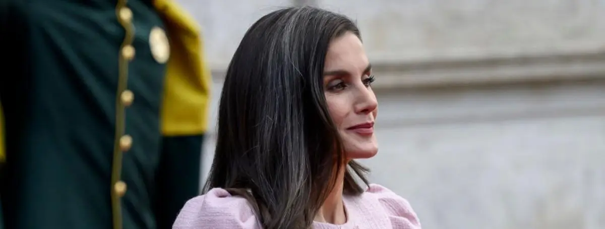 Letizia propinó fuertes golpes en la cara a uno de sus amantes