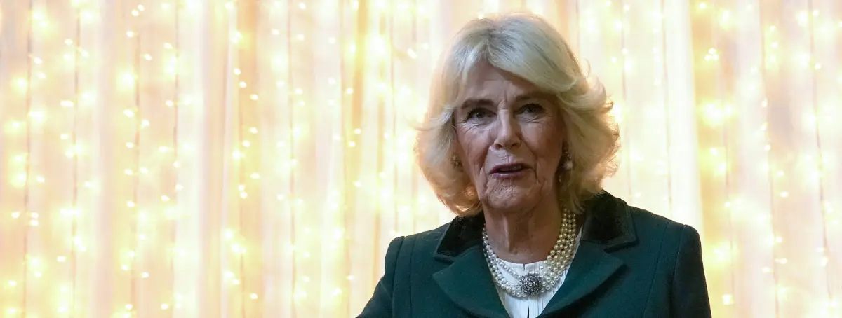 Camilla Parker Bowles presionó a Carlos III para que boicoteara la boda entre Meghan Markle y Harry