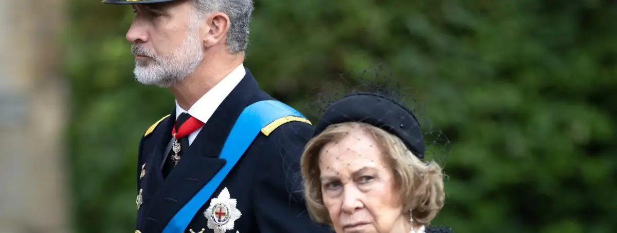 La reina Sofía negocia con su hijo la decisión más difícil de su vida