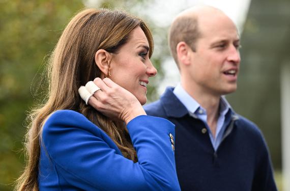 Desde que descubrió que se acostaba con su mejor amiga, Kate Middleton no comparte cama con Guillermo