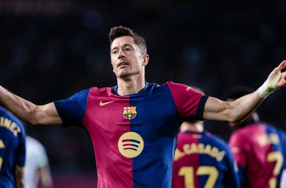 Lewandowski aumenta la presión sobre Flick para que salga del 11 titular del Barça