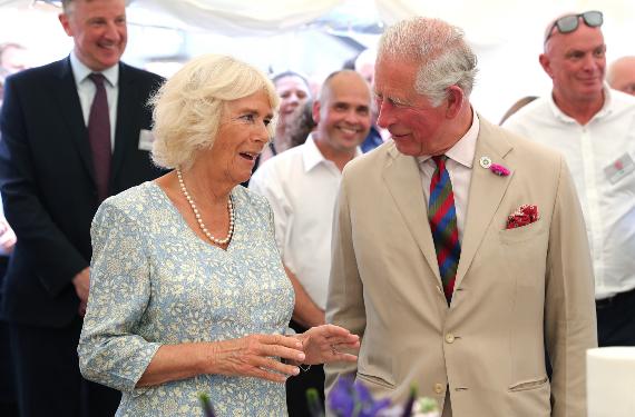 Camilla Parker Bowles pidió a Carlos III que desheredada al Príncipe Harry en beneficio de su hijo