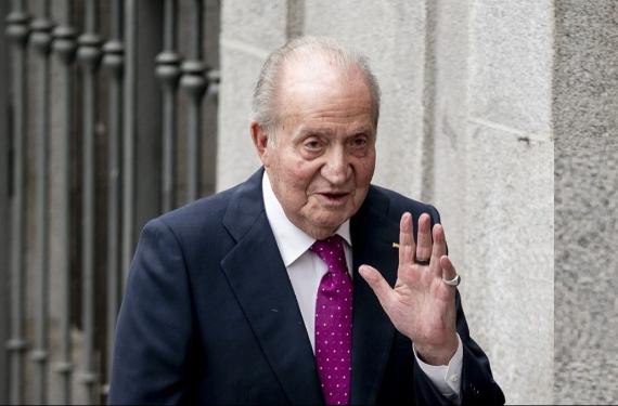 Juan Carlos I se ha estado acostando con una compañera de Letizia en TVE