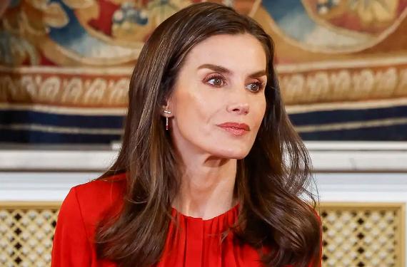 Letizia deja de convivir con su marido y pasa fines de semana acompañada fuera de Madrid