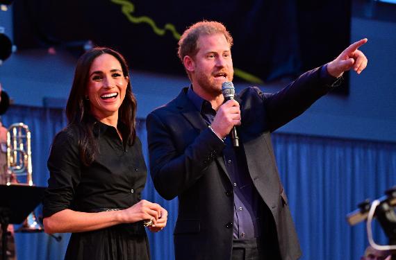 El Príncipe Harry usó una herencia de 20 millones de libras para regalar una isla privada a Meghan Markle