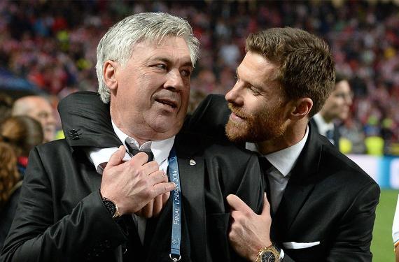 Xabi Alonso inicia las negociaciones con la estrella del Real Madrid que tacha a Ancelotti de mentiroso