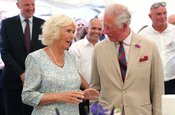 Camilla Parker Bowles ha pedido a Carlos III que deje una parte de su herencia para sus hijos