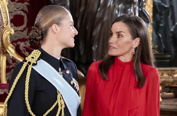 Letizia está atravesando un auténtico calvario por la vida nocturna de Leonor