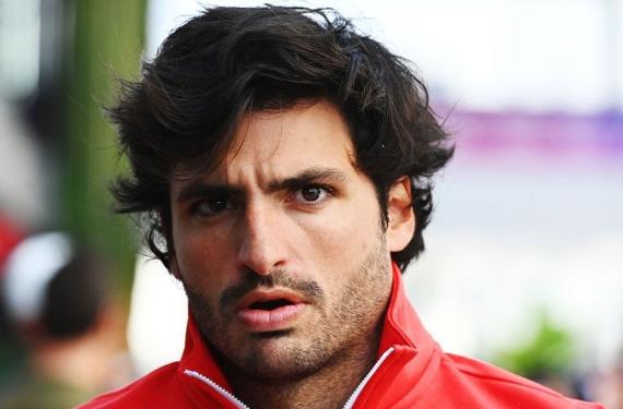 Carlos Sainz recibe una sorprendente noticia de Ferrari que nadie esperaba