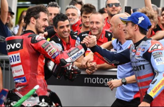 Bagnaia y Márquez, una comparación que divide a MotoGP, solo uno es el mejor