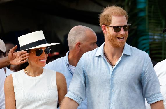 Meghan Markle ha prohibido a Harry viajar solo y con sus hijos, por miedo a que vean a Carlos III