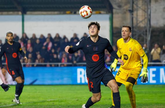 Pau Cubarsí no le habla y no es el único en el vestuario del Barça