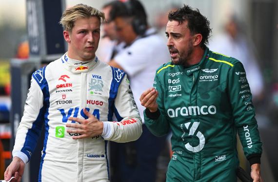 Fernando Alonso y Liam Lawson en paz, el joven piloto se sincera tras los roces en pista