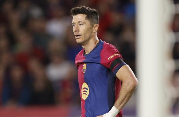 No le dirige la palabra a Lewandowski porque es el traidor en el vestuario del Barça