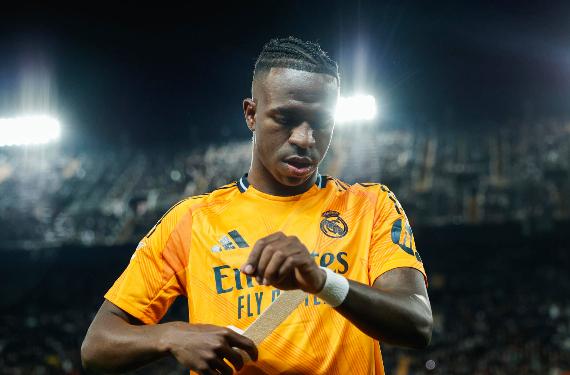 El Manchester United ofrece a Vinicius un cheque en blanco si paraliza la renovación con el Real Madrid