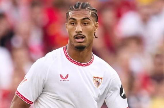 Loic Badé más cerca de salir del Sevilla, rebajan su precio y quieren al sustituto