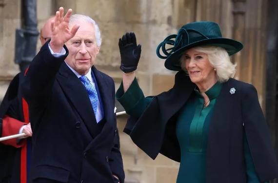 Carlos III ha amenazado con apartar a Camilla Parker Bowles si no se disculpa con sus hijos