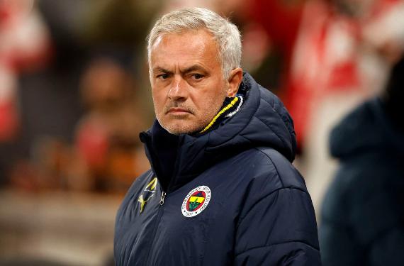 Deco lo quiso traer al Barça, Flick lo rechazó y ha acabado con José Mourinho en Turquía