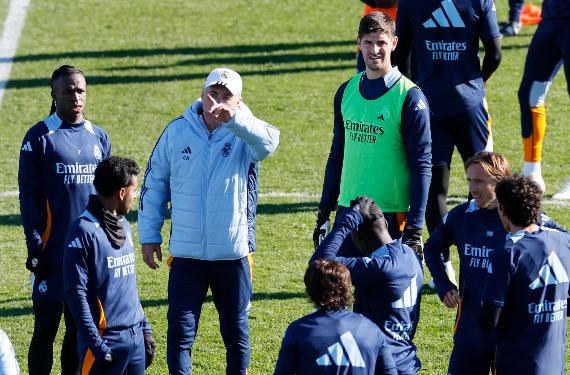 Ha pedido a Florentino Pérez que le deje quedarse como suplente porque no tiene nada mejor que el Real Madrid