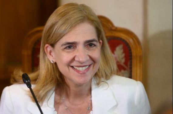 La infanta Cristina viaja a Londres de urgencia por una crisis grave